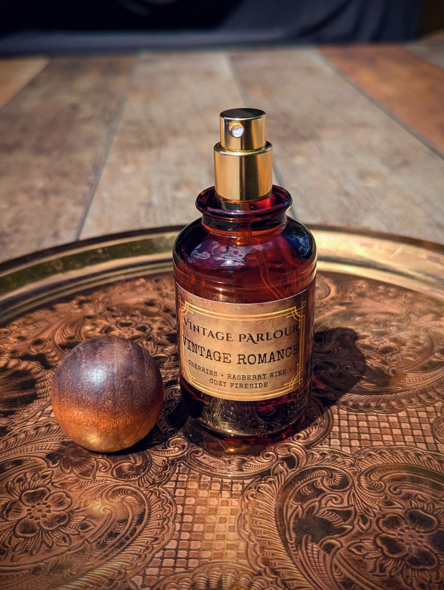 Vintage Perfume – Old Hollywood Luxury Fragrance Signature Scent - Vintage Parlour