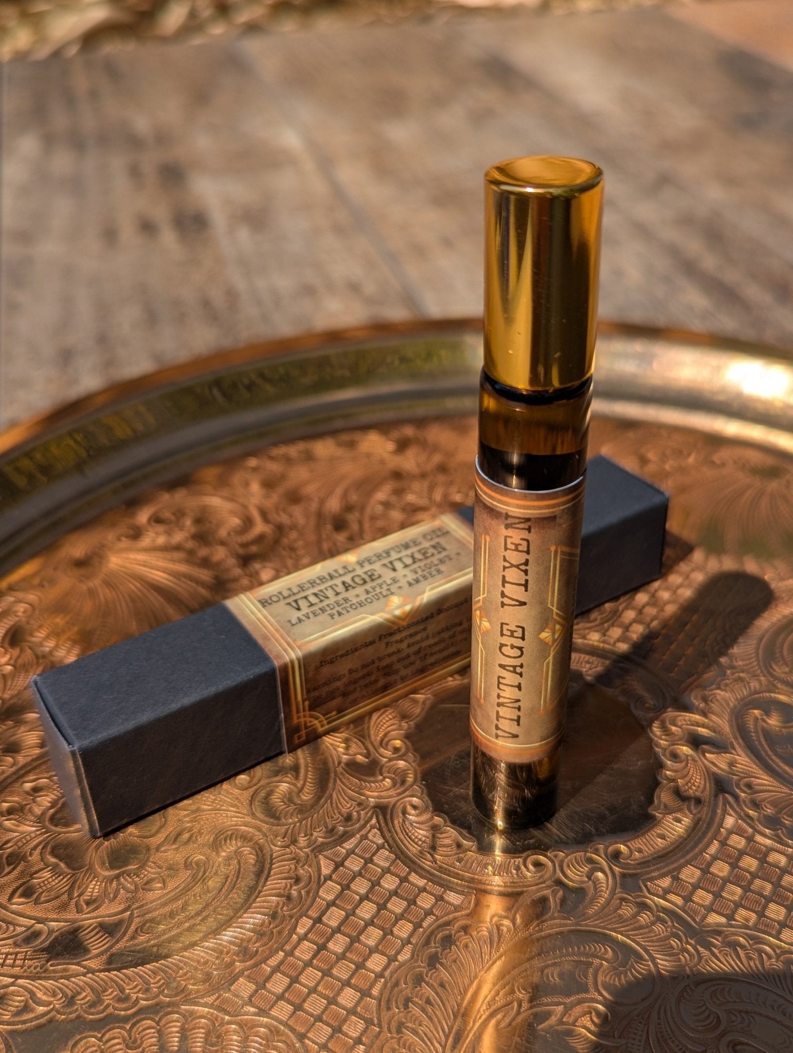 •	vanilla vintage perfume spray 
•	floral old hollywood perfume 
•	smoky speakeasy perfume spray 
•	coffee scented vintage perfume 
•	retro perfume gift for her
